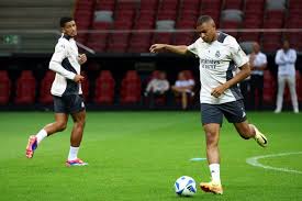 利物浦夺冠稳了？瓜帅：祝福利物浦，曼城虽败犹荣，下赛季再战！.